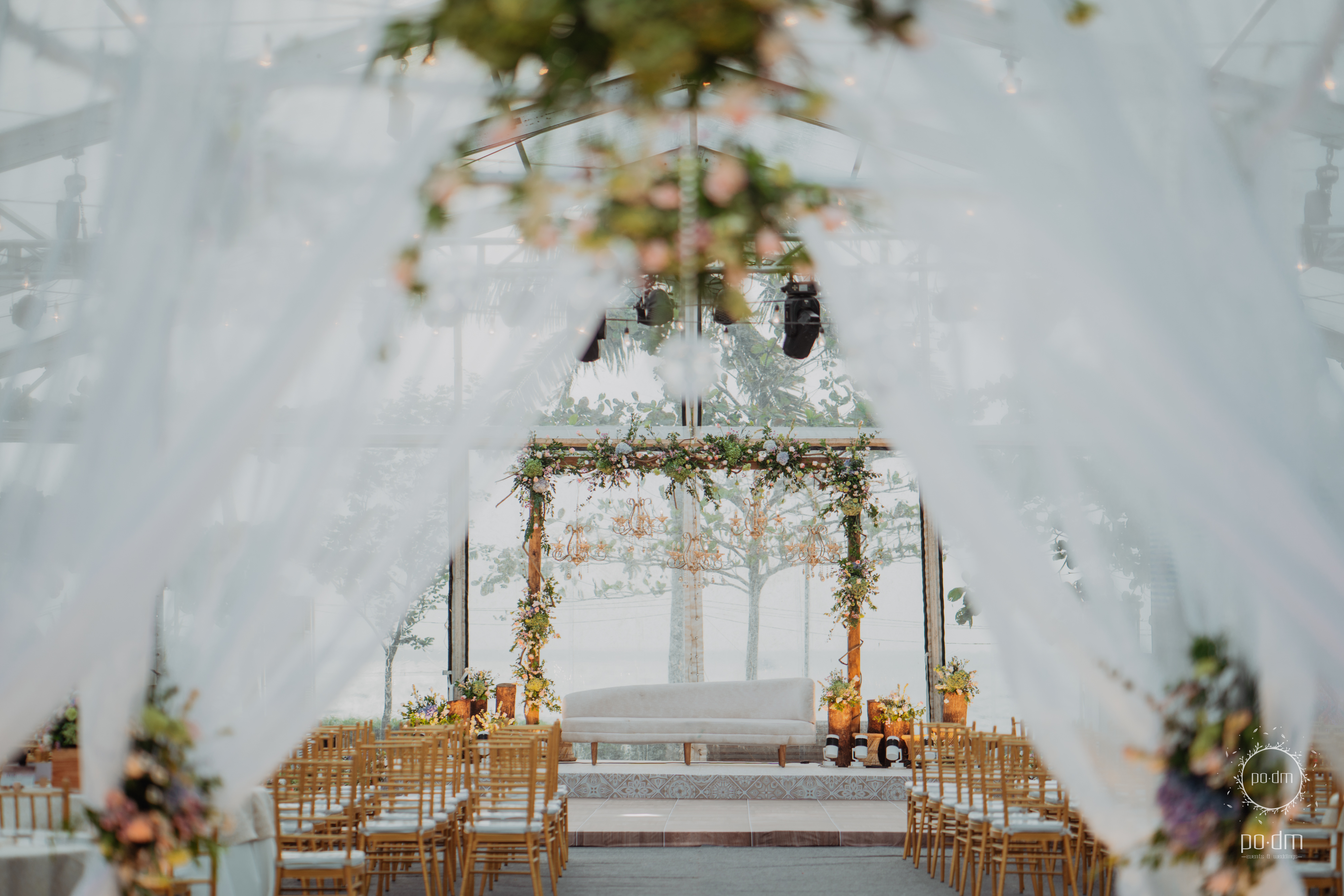 First kiss at wedding